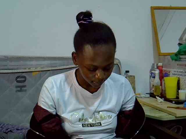 Sexybeiby1 webcam