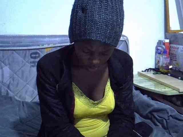 Sexybeiby1 webcam