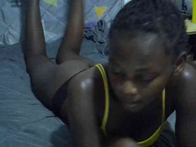 Sexybeiby1 webcam
