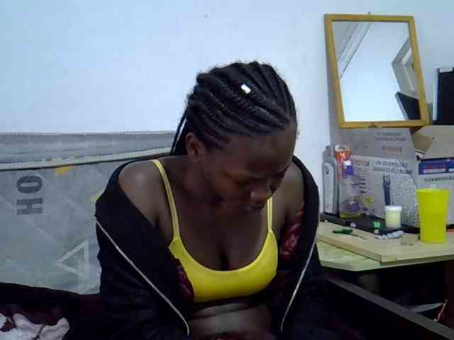 sexybeiby1's live room