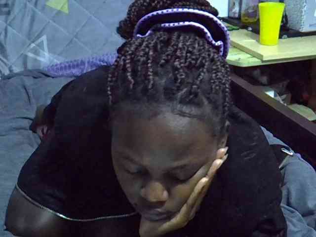 Sexybeiby1 webcam