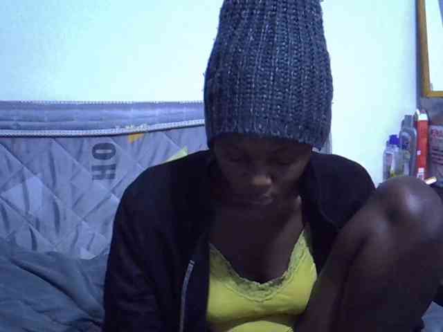 Sexybeiby1 webcam