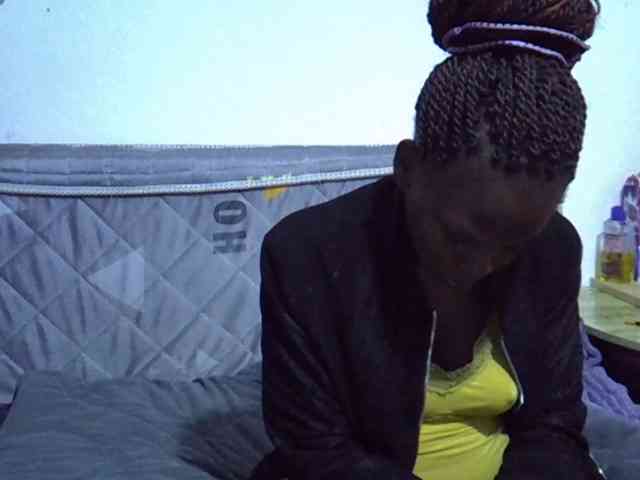 Sexybeiby1 webcam