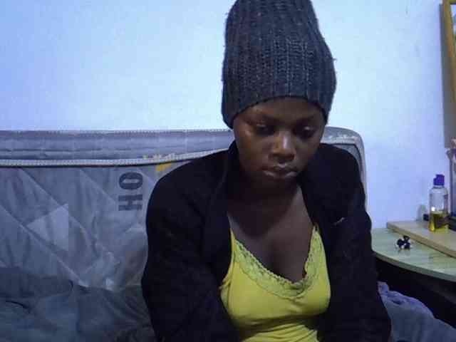 Sexybeiby1 webcam