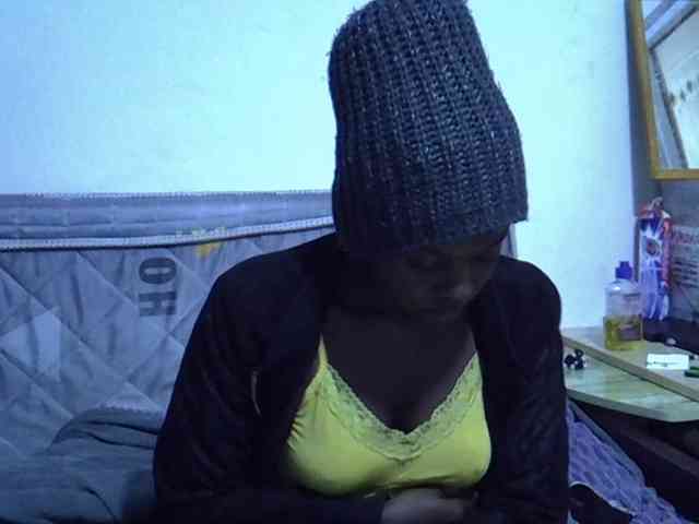 Sexybeiby1 webcam