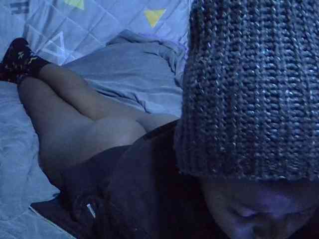 Sexybeiby1 webcam