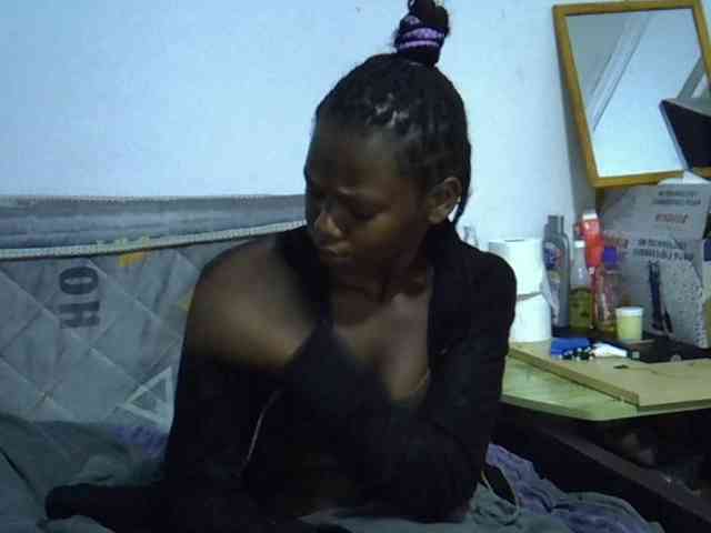 Sexybeiby1 webcam