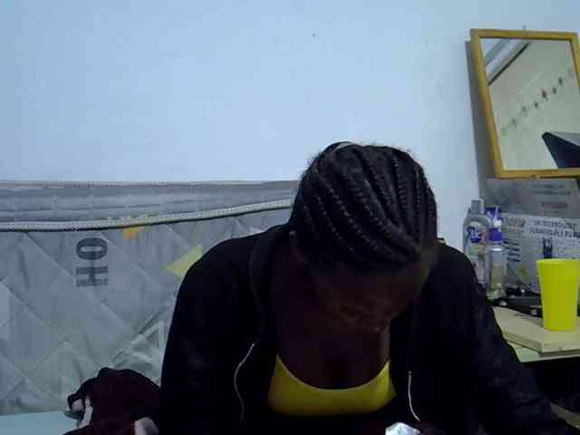 Sexybeiby1 webcam