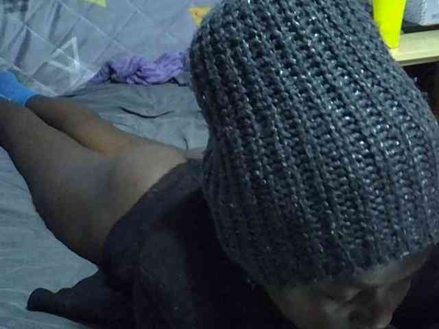 Sexybeiby1 webcam