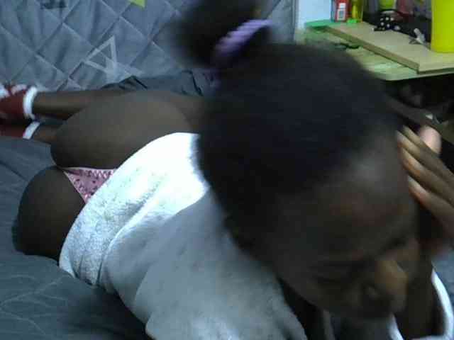 Sexybeiby1 webcam