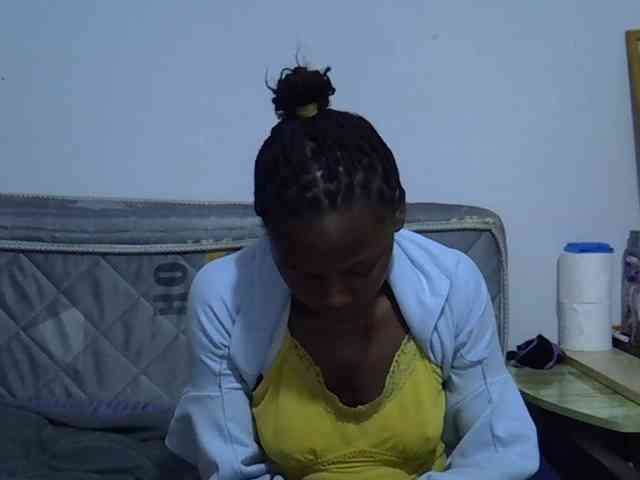 Sexybeiby1 webcam