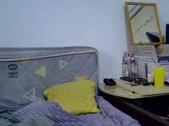 Sexybeiby1 webcam
