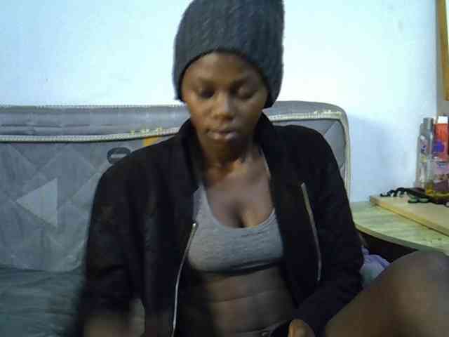 Sexybeiby1 webcam