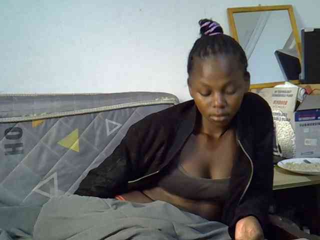 Sexybeiby1 webcam