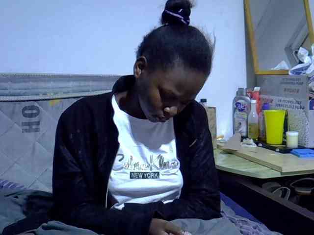 Sexybeiby1 webcam