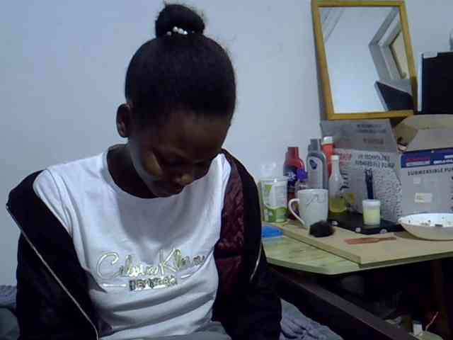Sexybeiby1 webcam