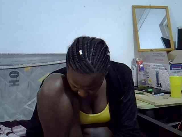 Sexybeiby1 webcam