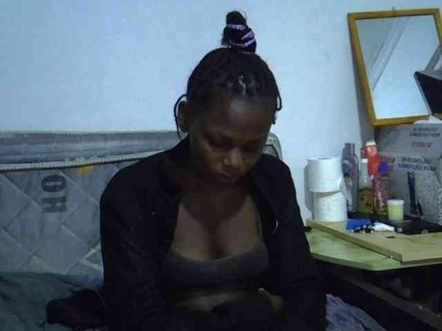 Sexybeiby1 webcam