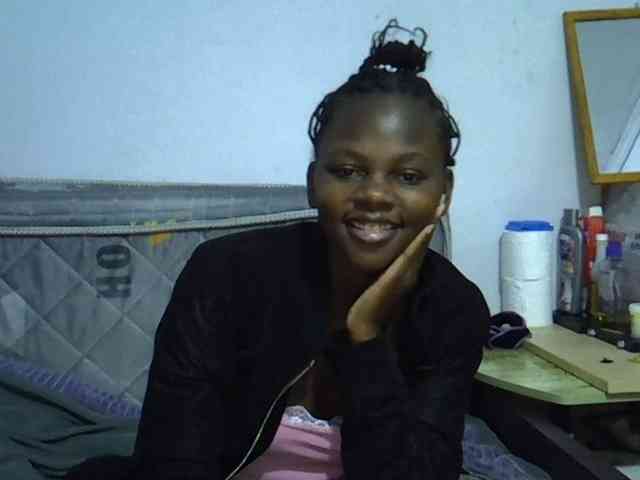 Sexybeiby1 webcam