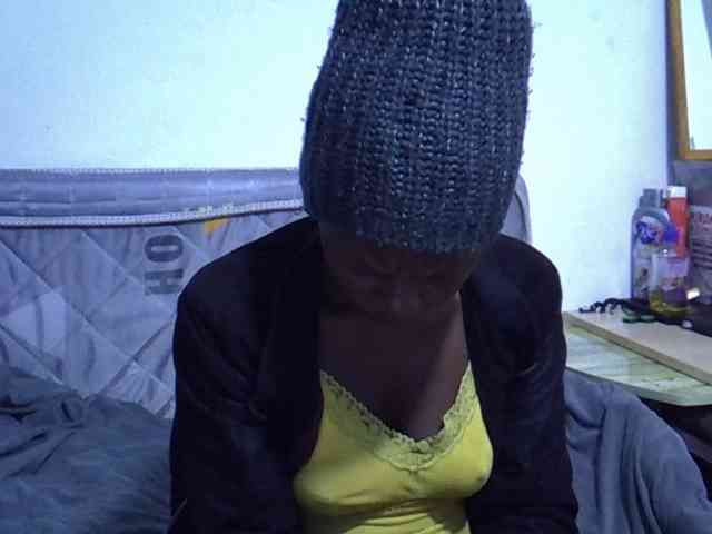 Sexybeiby1 webcam