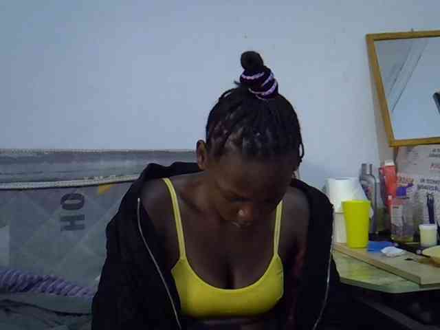 Sexybeiby1 webcam