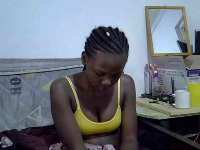 Sexybeiby1 webcam