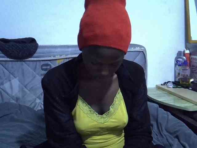 Sexybeiby1 webcam