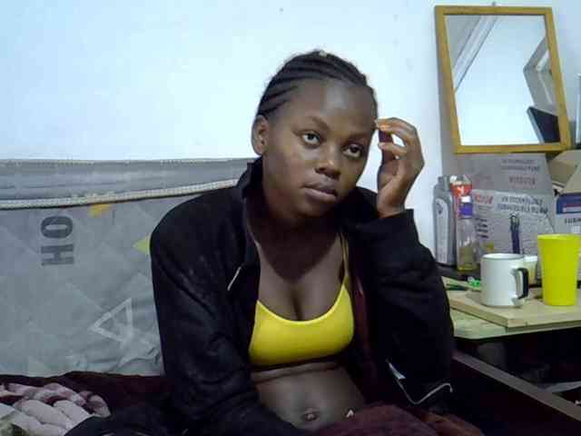 Sexybeiby1 webcam