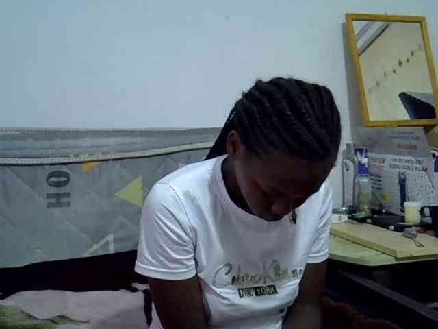 Sexybeiby1 webcam