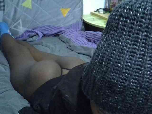 Sexybeiby1 webcam