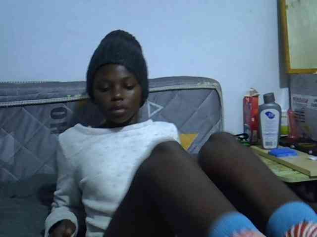 Sexybeiby1 webcam