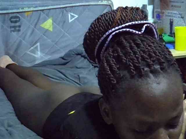 Sexybeiby1 webcam