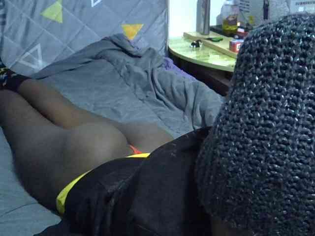 Sexybeiby1 webcam