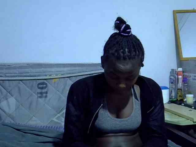 Sexybeiby1 webcam