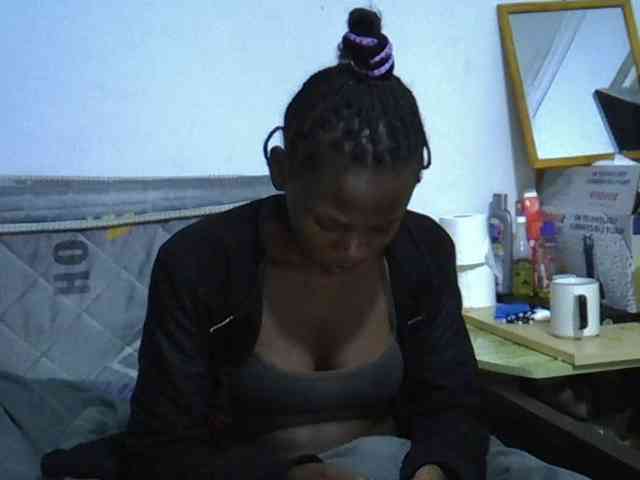 Sexybeiby1 webcam