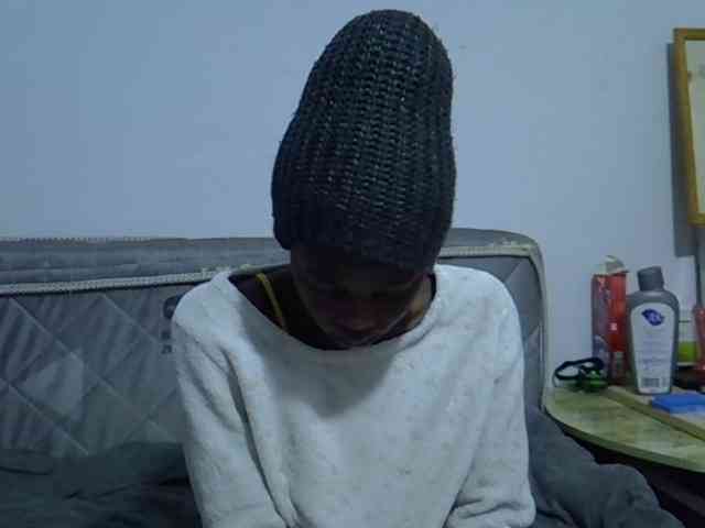 Sexybeiby1 webcam