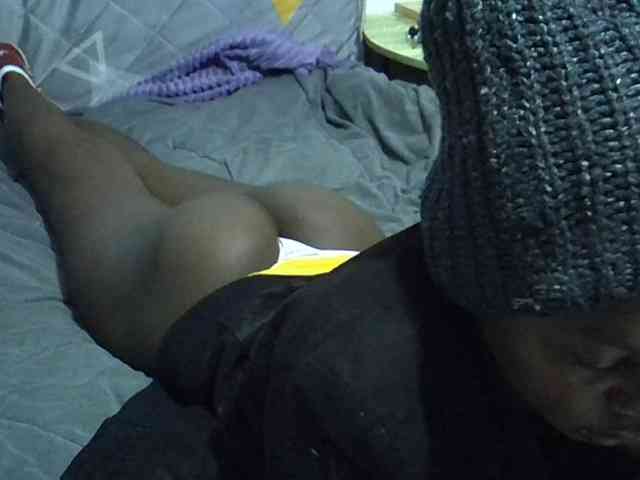 Sexybeiby1 webcam