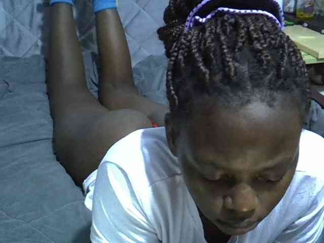 Sexybeiby1 webcam
