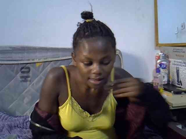 Sexybeiby1 webcam