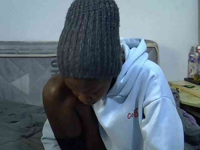 Sexybeiby1 webcam
