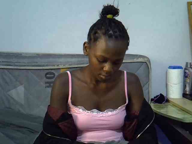 Sexybeiby1 webcam