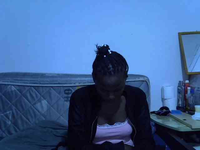 Sexybeiby1 webcam