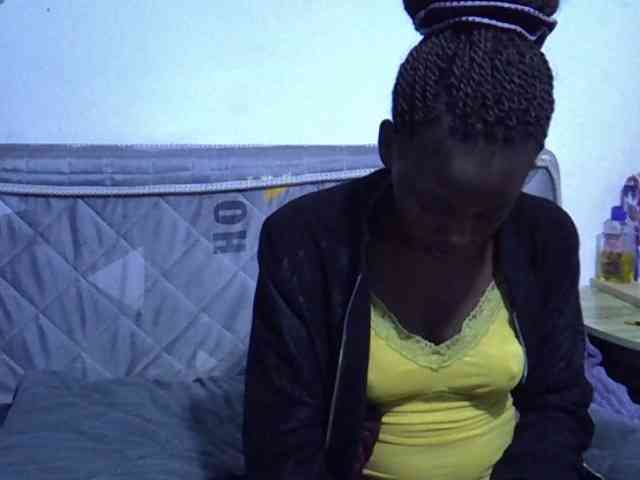 Sexybeiby1 webcam