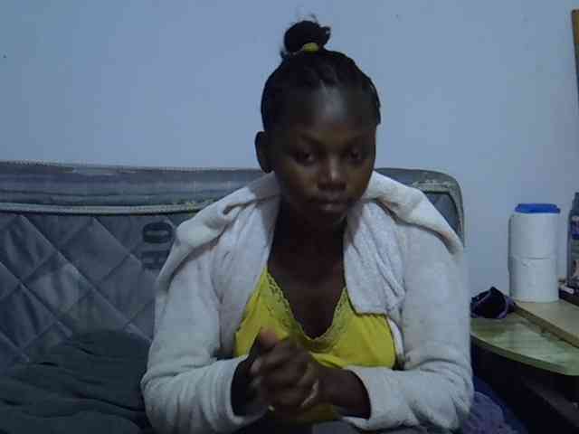 Sexybeiby1 webcam