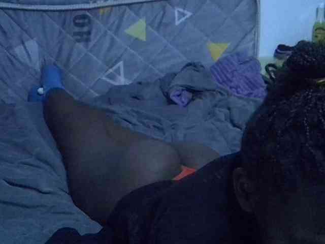 Sexybeiby1 webcam