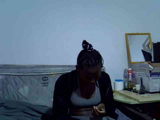 Sexybeiby1 webcam