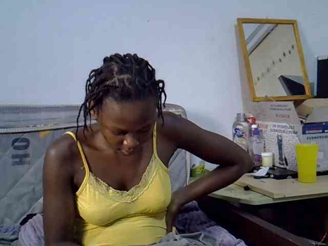Sexybeiby1 webcam