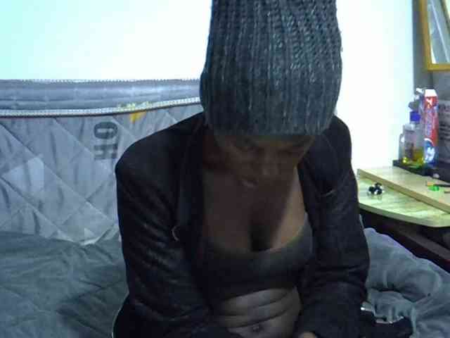 Sexybeiby1 webcam