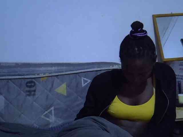 Sexybeiby1 webcam