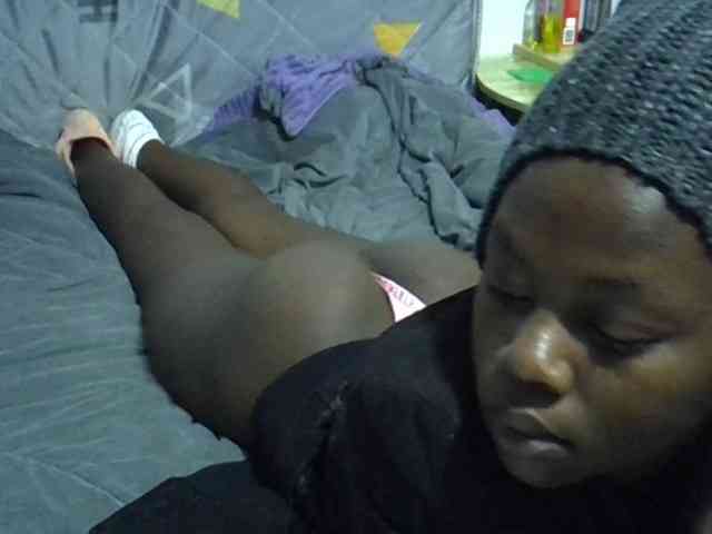 Sexybeiby1 webcam
